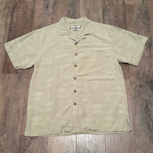 Tommy Bahama Camp Shirt - Picture 2 of 7